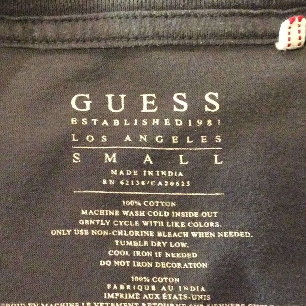 Guess Gray T-Shirt - Picture 5 of 5